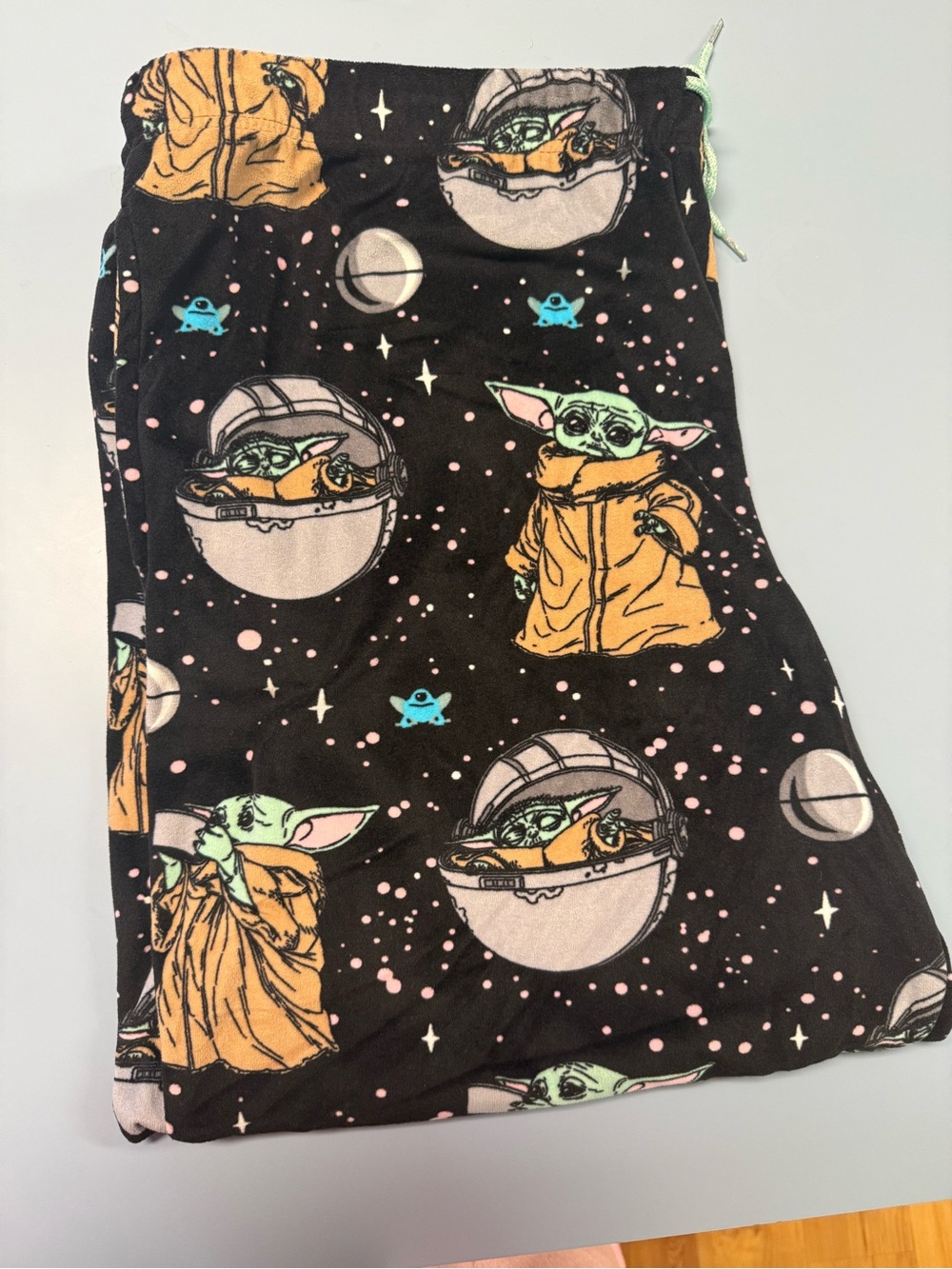 Star Wars The Mandalorian Women Pajamas Lounge Pants Sz 2X (18W-20W)